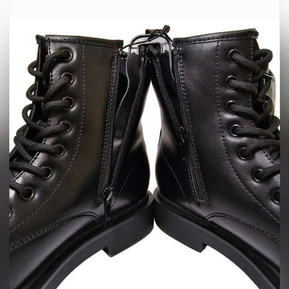 Tredsafe Women's Raven Slip Resistant Black Lace-Up Ankle Boots - Picture 5 of 8